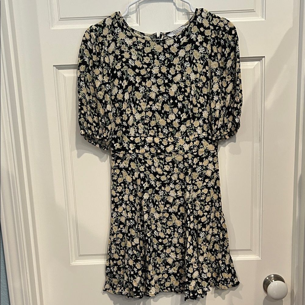 & Other Stories Black and Cream Floral Dress size 4